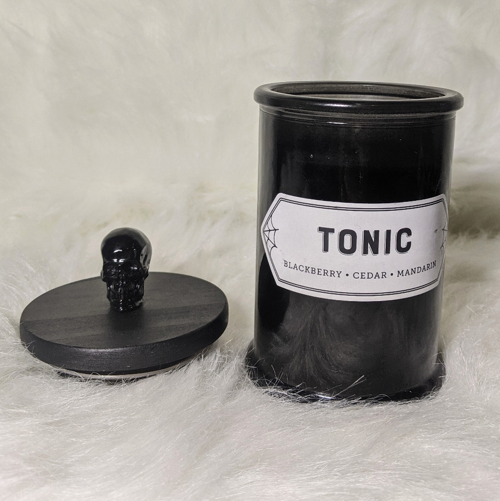 NWT Gothic Candle - Picture 6 of 8
